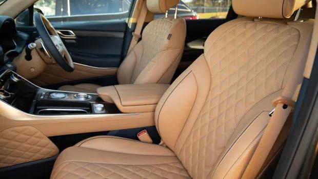 Genesis GV80 2021 dune beige nappa leather seats