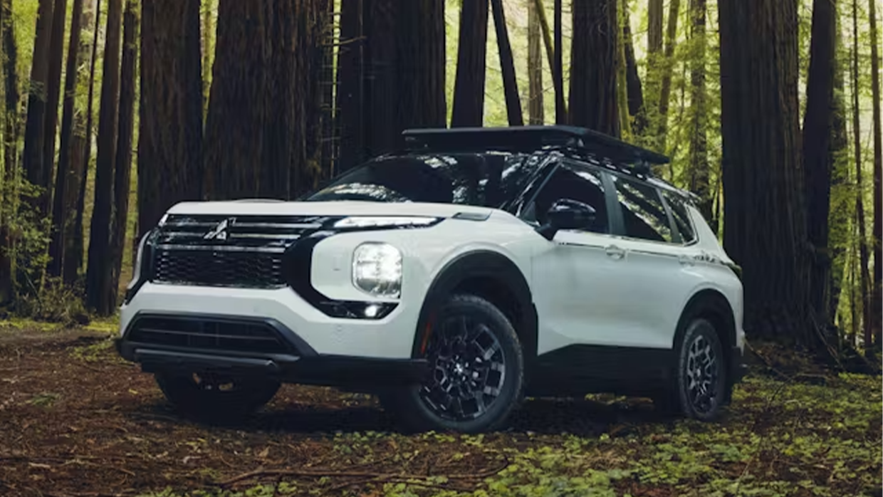 Tougher Mitsubishi Outlander confirmed but it won’t be tri-motor Ralliart hero, rather a Subaru Forester Wilderness rival