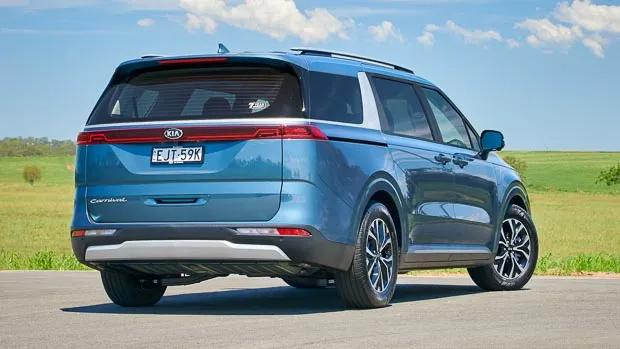 Kia Carnival SLi 2021 Rear 3/4
