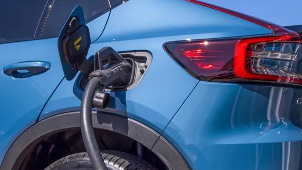 Volvo C40 2023 review charging