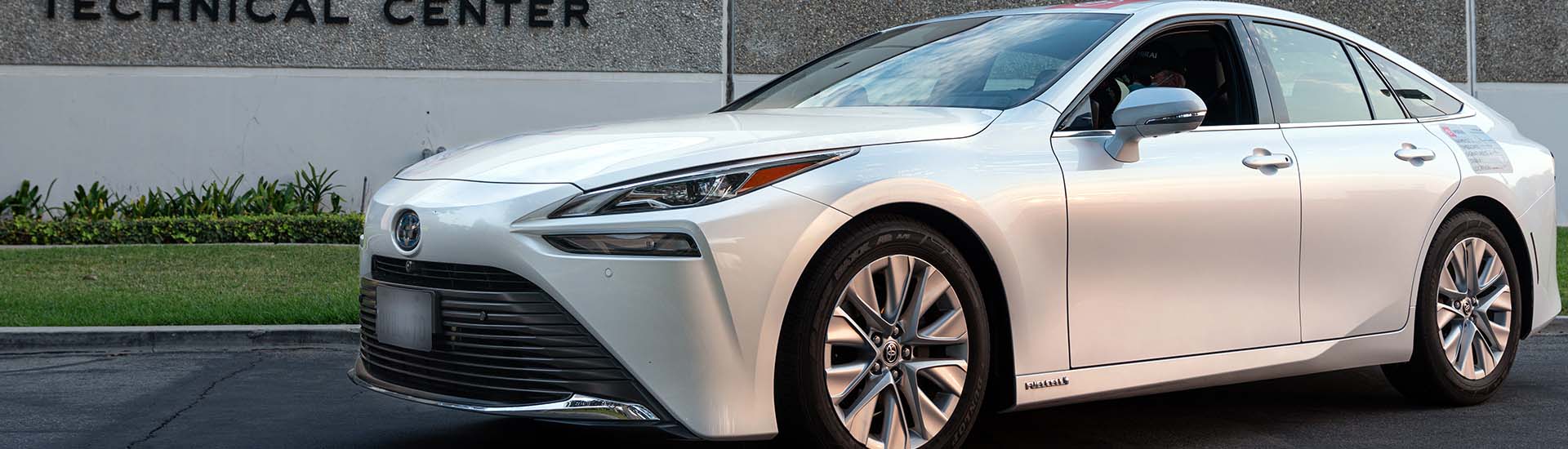 Toyota Mirai breaks distance world record for a hydrogen car