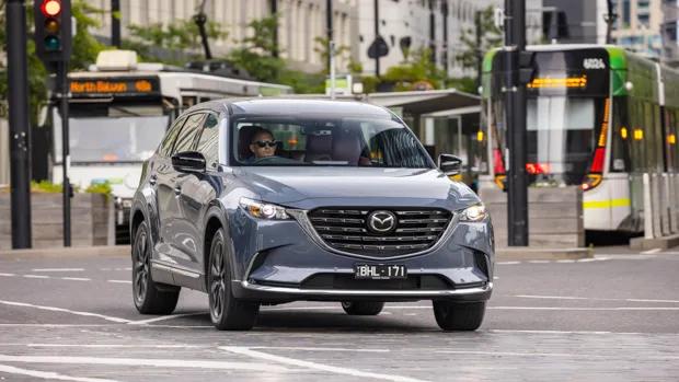 Mazda CX-9 GT SP 2021 Polymetal Grey driving