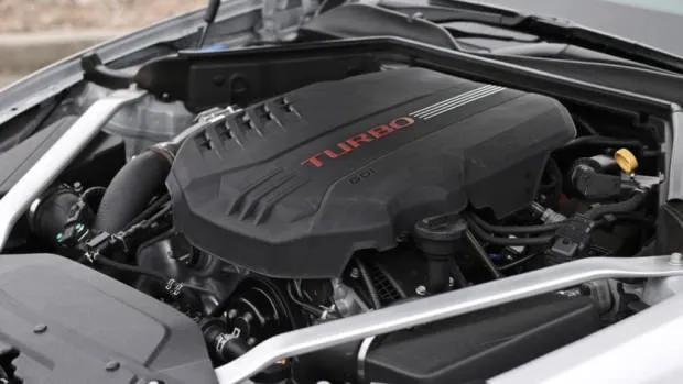 2019 Kia Stinger GT 3.3 litre twin turbo V6 engine