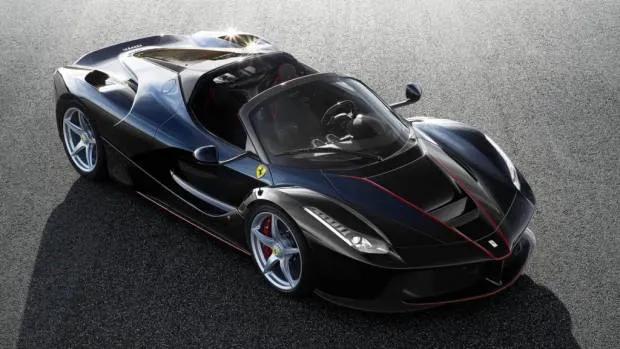 2017 Ferrari LaFerrari Aperta - Chasing Cars