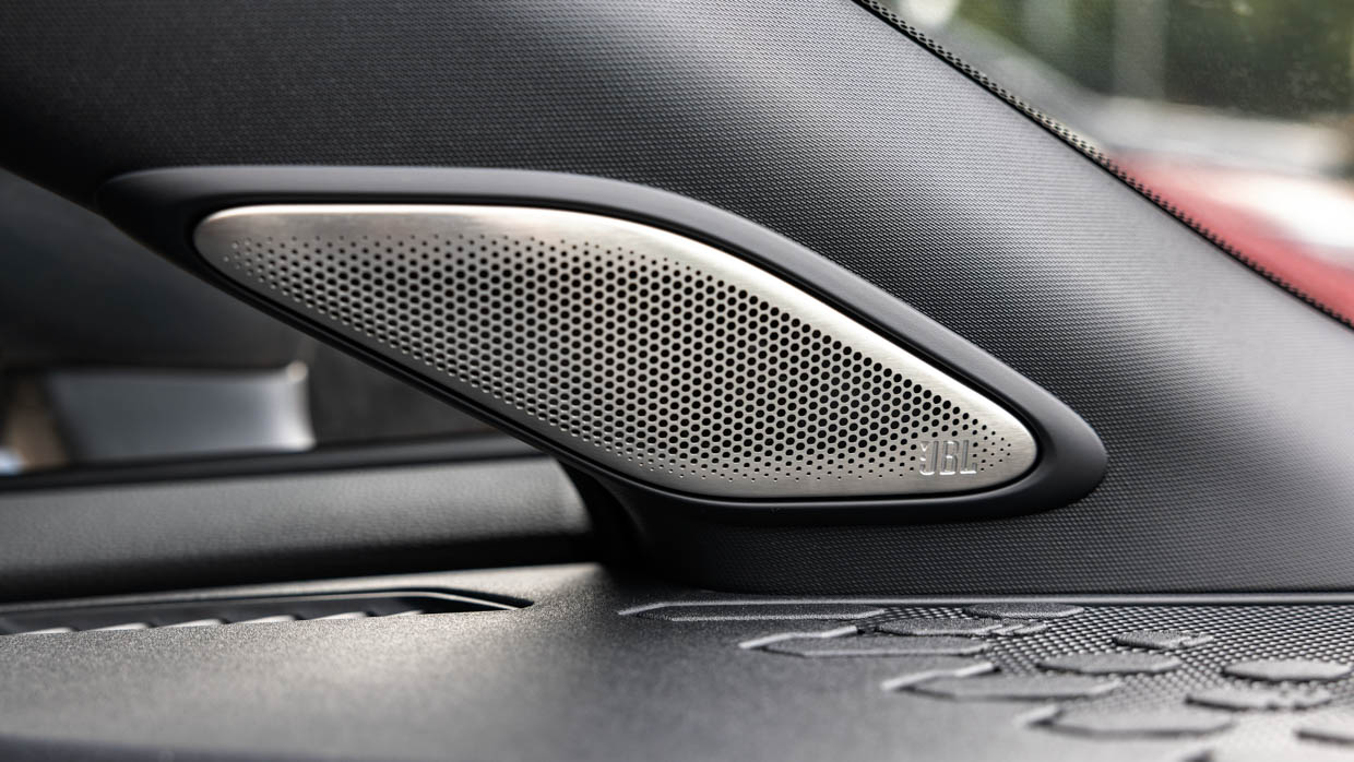 Toyota C-HR 2024 Koba stereo