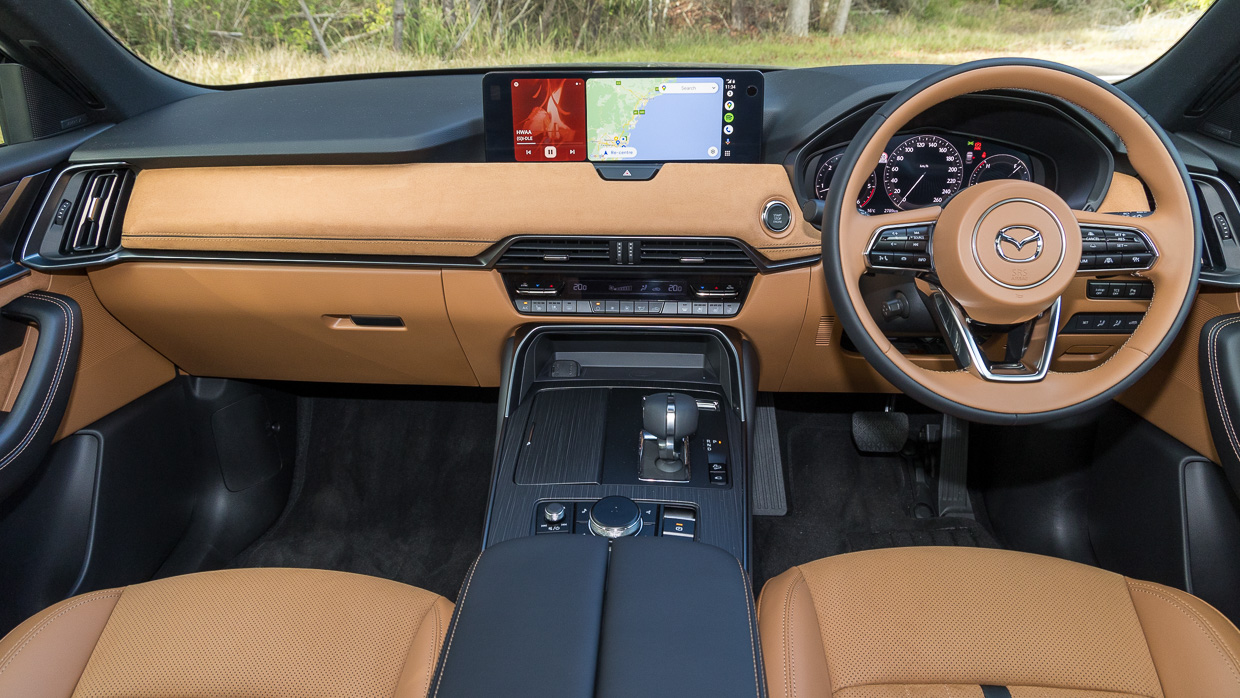 Mazda CX-60 D50e Azami 2023 dash