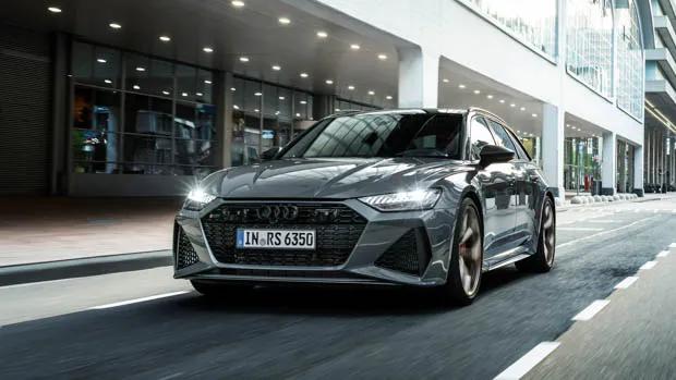 Audi RS6 Performance 2023 front driving