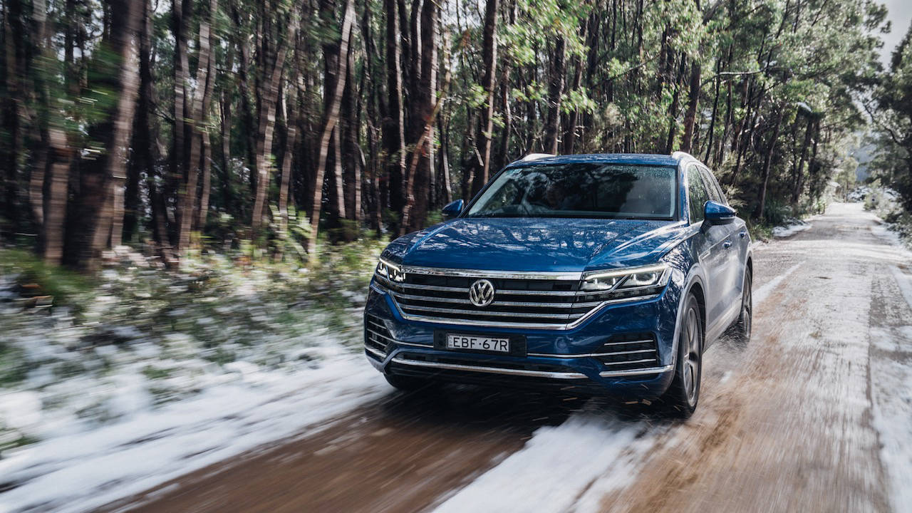 Volkswagen Touareg 2019 Reef Blue front