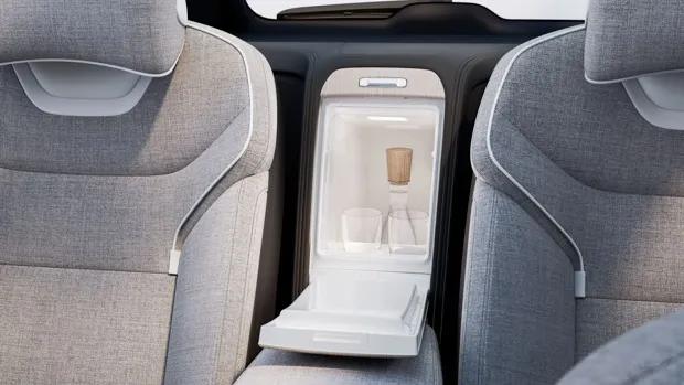 2024 Volvo EX90 Excellence fridge