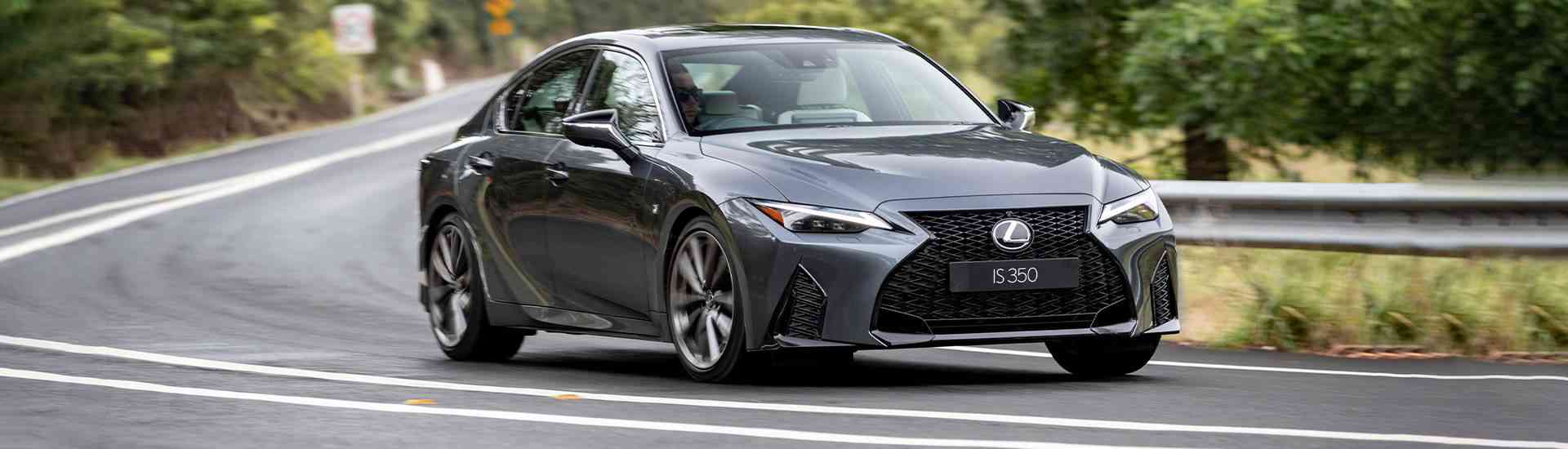 Lexus IS sedan 2021 review