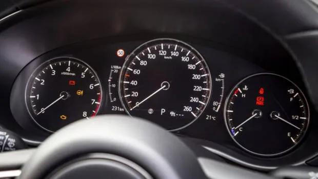 2019 Mazda 3 hatch dials