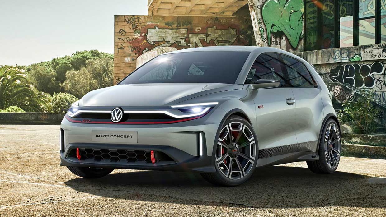 Electric new-generation Golf GTI and R confirmed