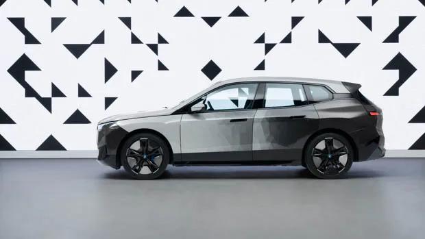BMW iX colour transition 2