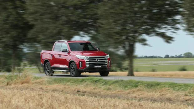Ssangyong musso driving