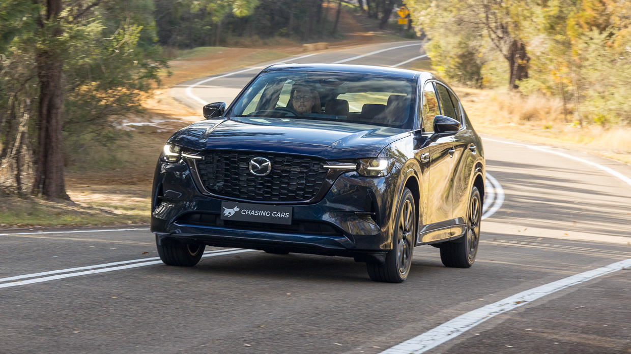 Mazda CX-60 D50e Azami 2023 driving front 6