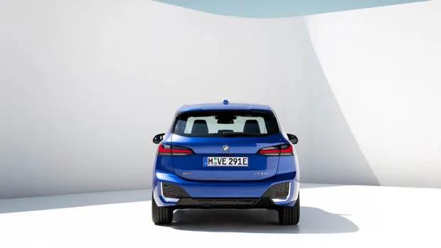 2022 BMW AT rear end