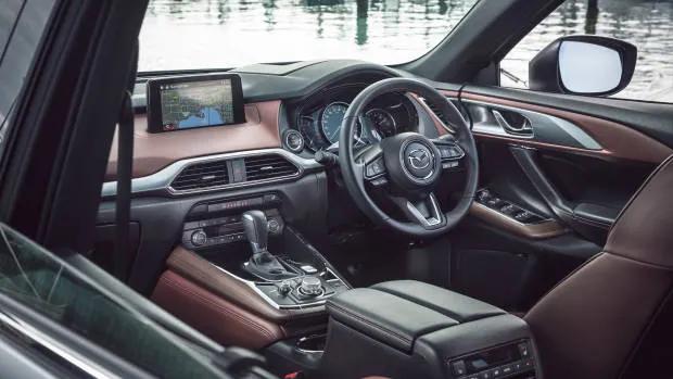 2019 Mazda CX-9 Azami LE Machine Grey dashboard