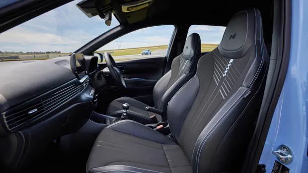 Hyundai i20 N front seats
