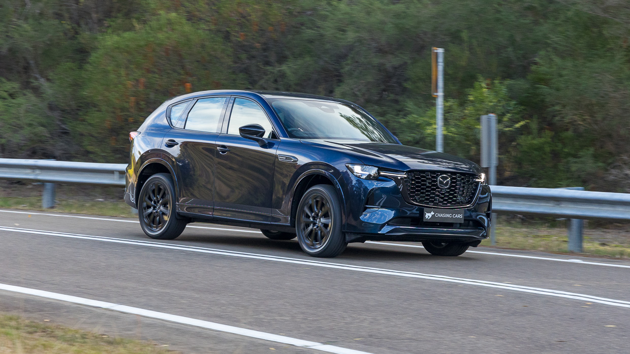 Mazda CX-60 D50e Azami 2023 driving front 2