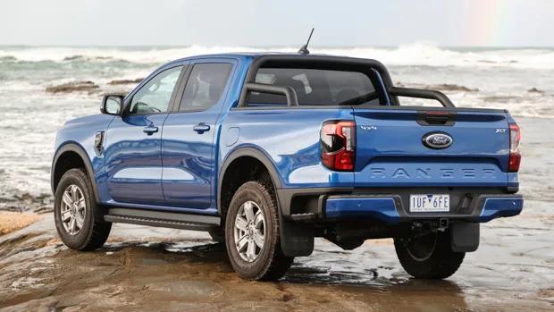 Ford Ranger XLT 2022 rear 3/4