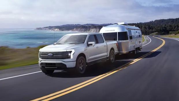 Ford F-150 Lightning 2022 towing