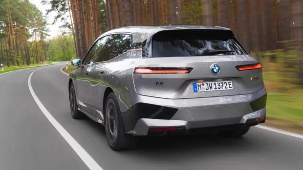 BMW iX M60 2022 review
