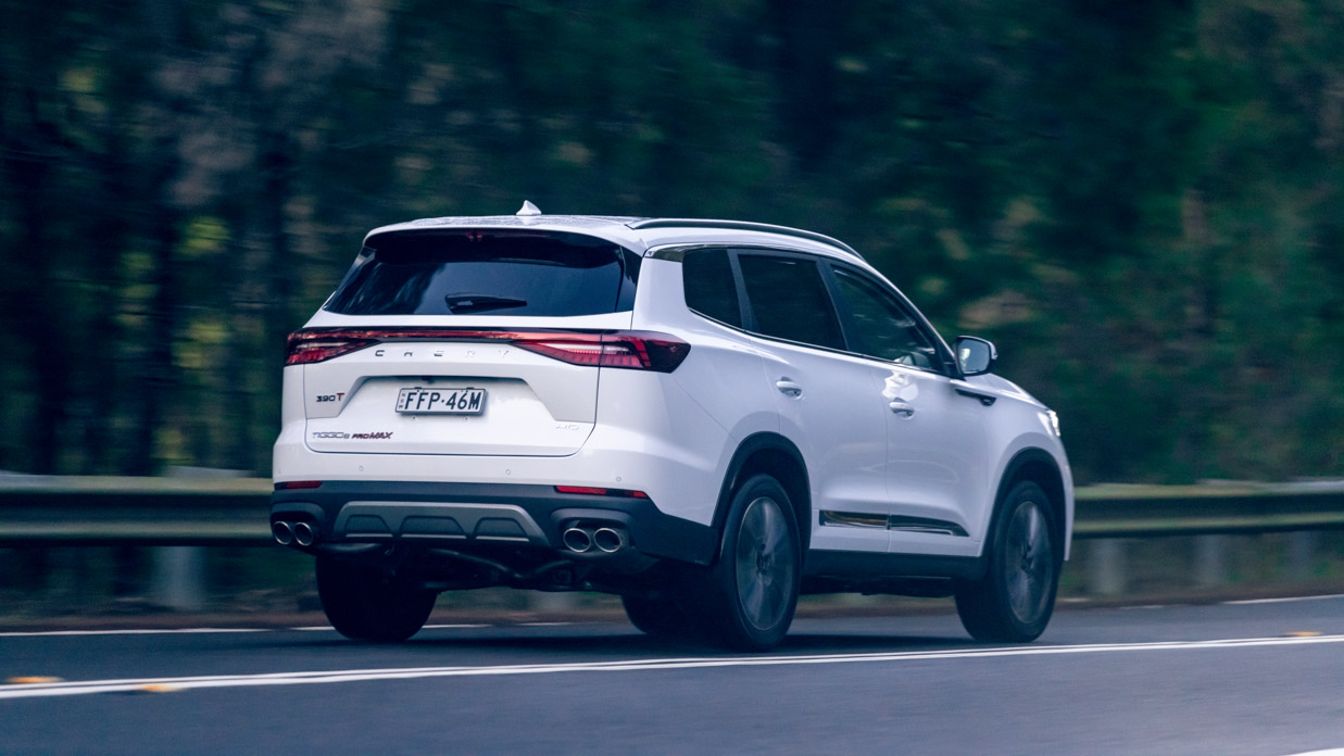 Chery Tiggo 8 Pro Max 2024 driving rear 4